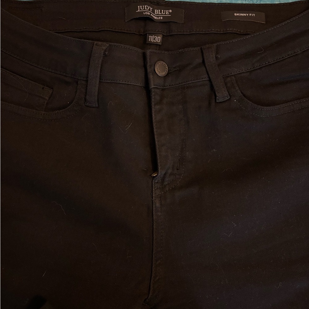 Ladies Judy Blue skinny jeans